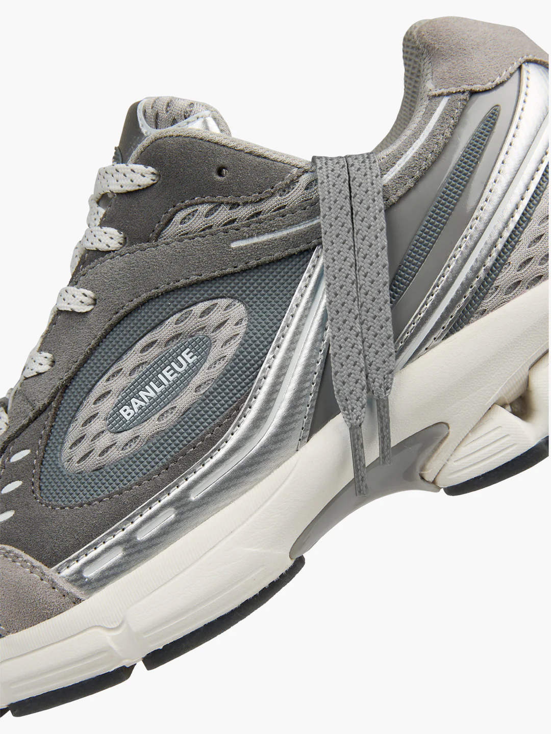 BANLIEUE SNEAKER (SUEDE) | CLOUD GREY / METALLIC SILVER / CORE WHITE - Image 5